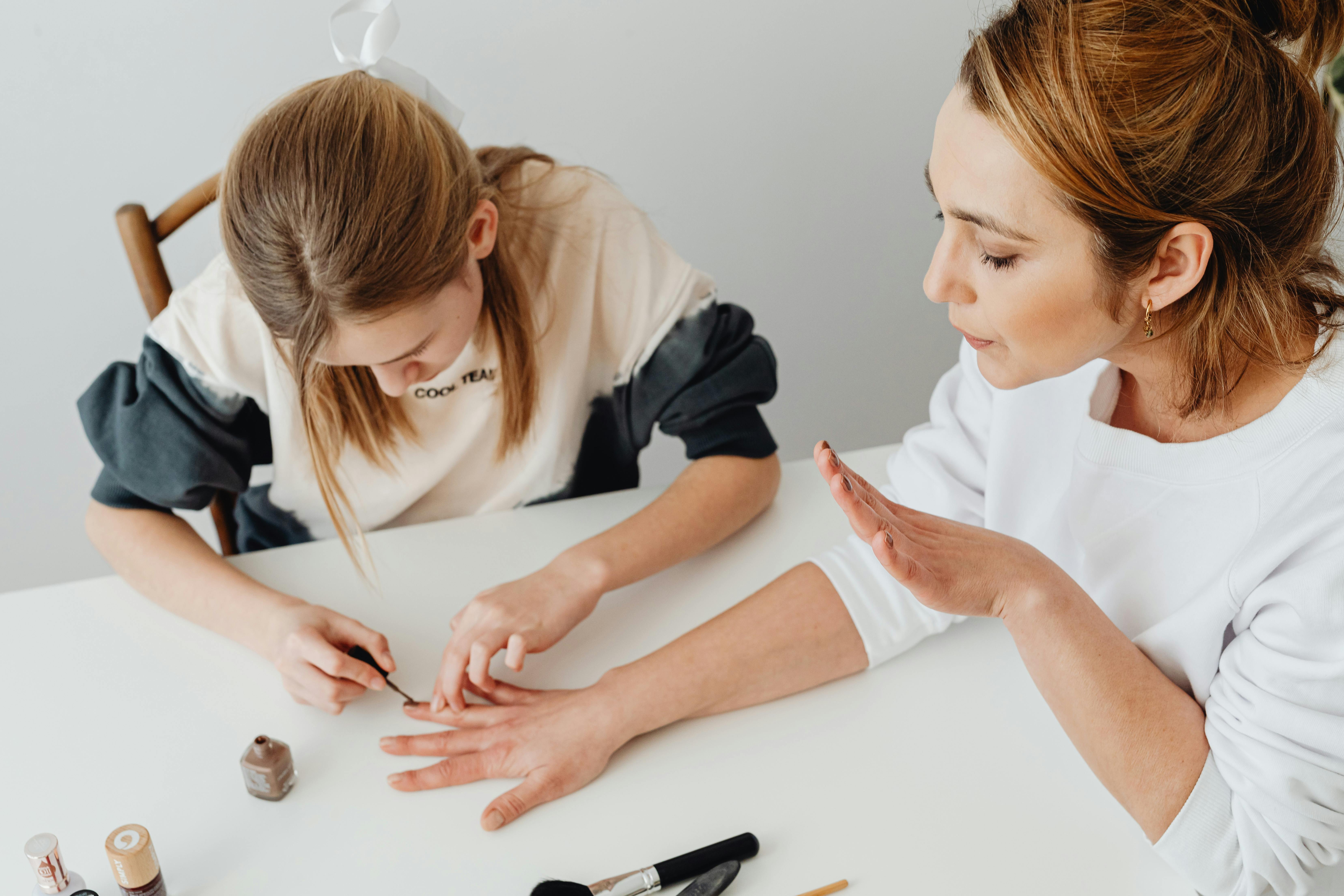Protez Tırnak Uygulayıcı Eğitimi Sertifikası