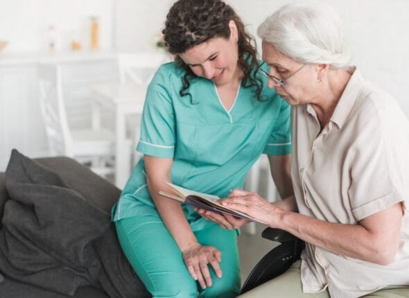 Uluslararası Geçerli Yaşlı Bakım Sertifikası