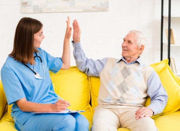 Uluslararası Yaşlı Bakım Sertifikası