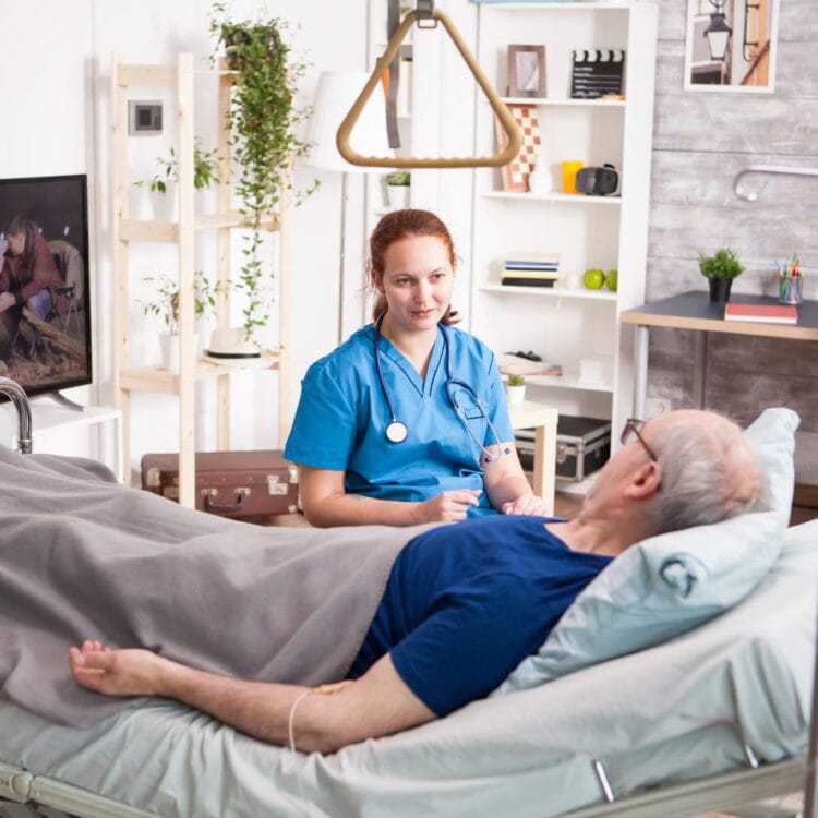 560 Saatlik Hasta ve Yaşlı Bakım Sertifikası